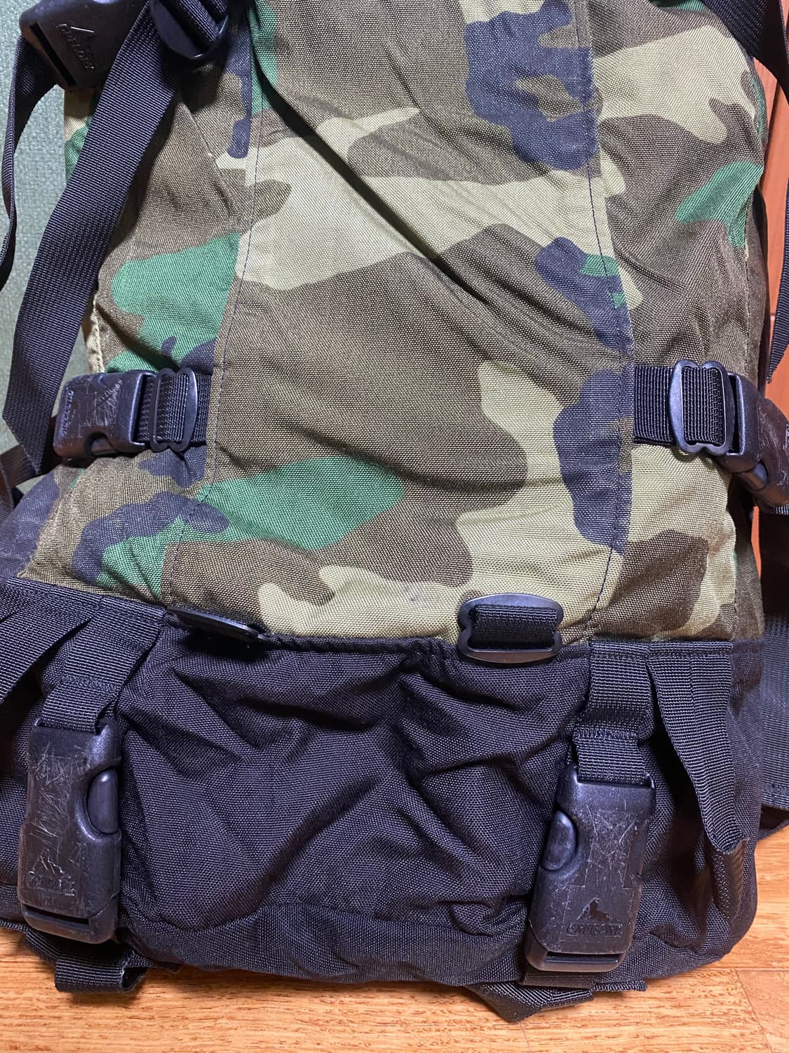 그레고리 90년대 카모 데이앤하프 백팩 USA 상품이미지2