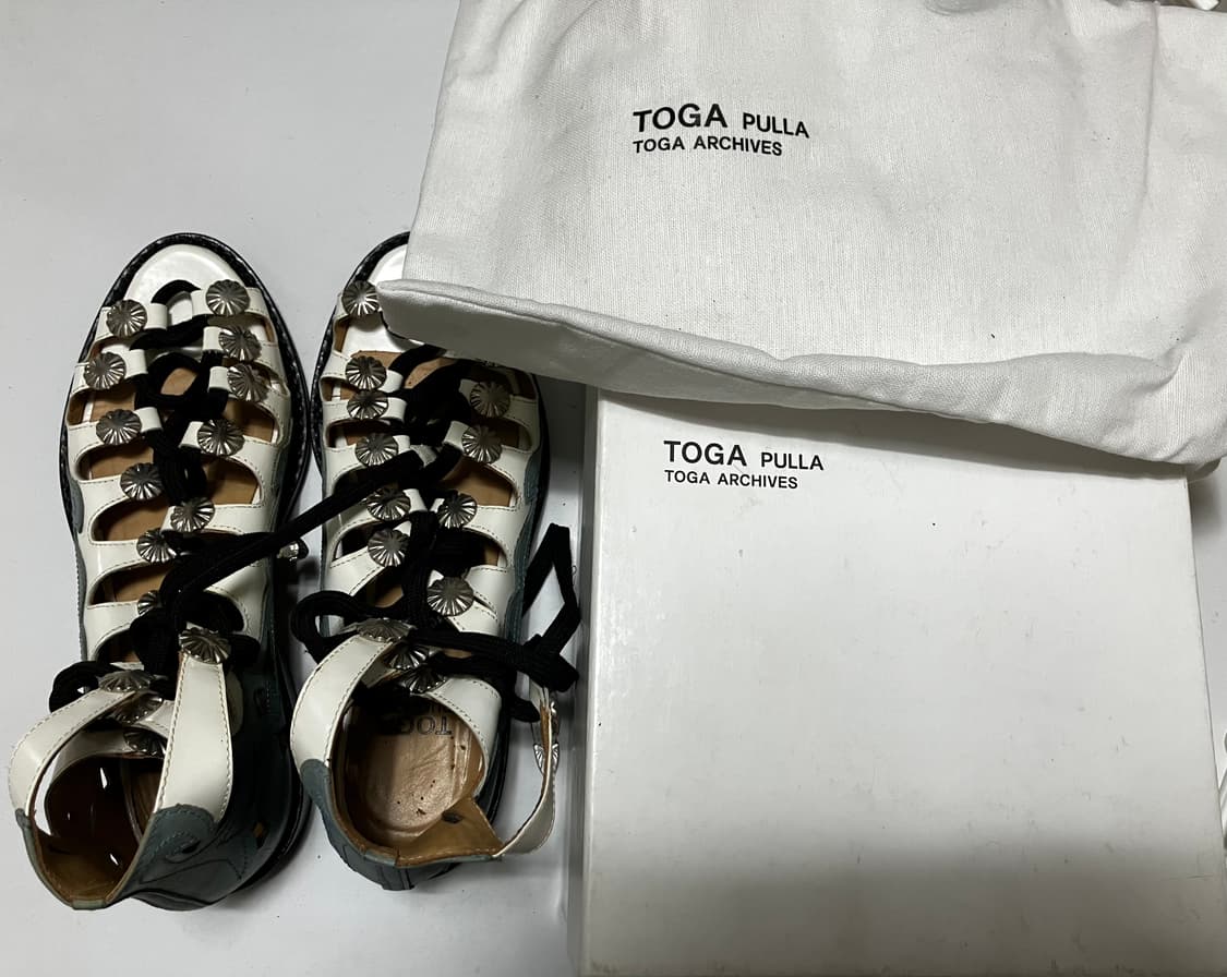 토가 풀라 컷아웃 글레디에이터 샌들 상품이미지7