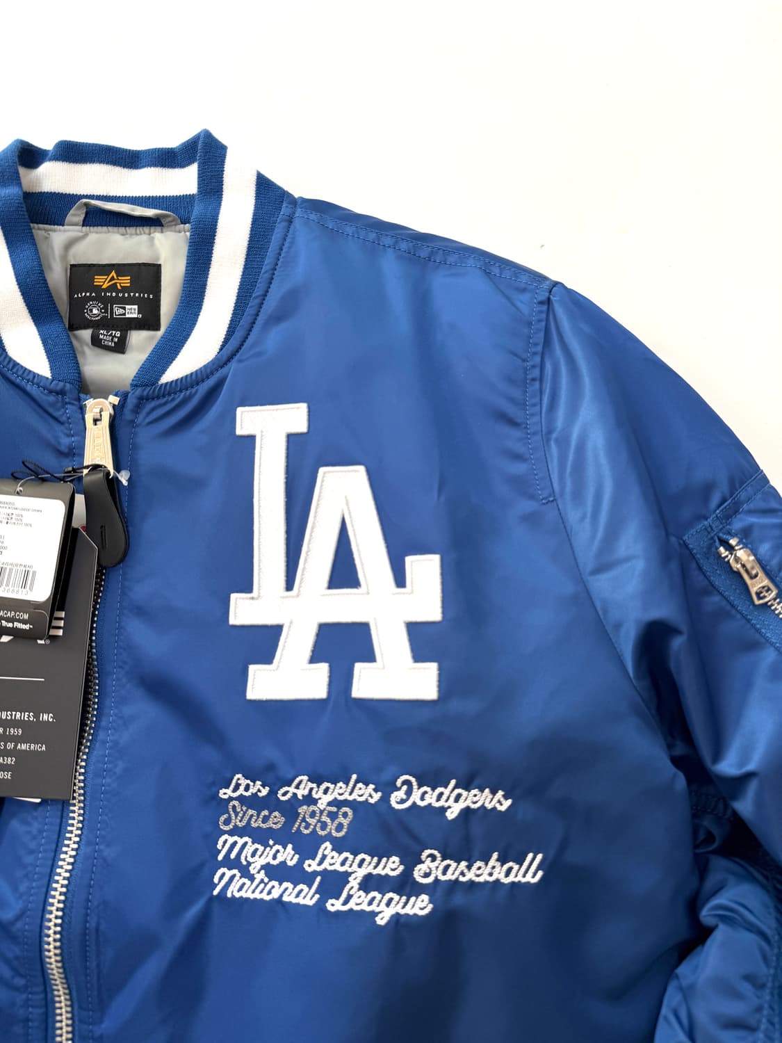 알파인더스트리 x MLB LA 다저스 MA1 상품이미지3