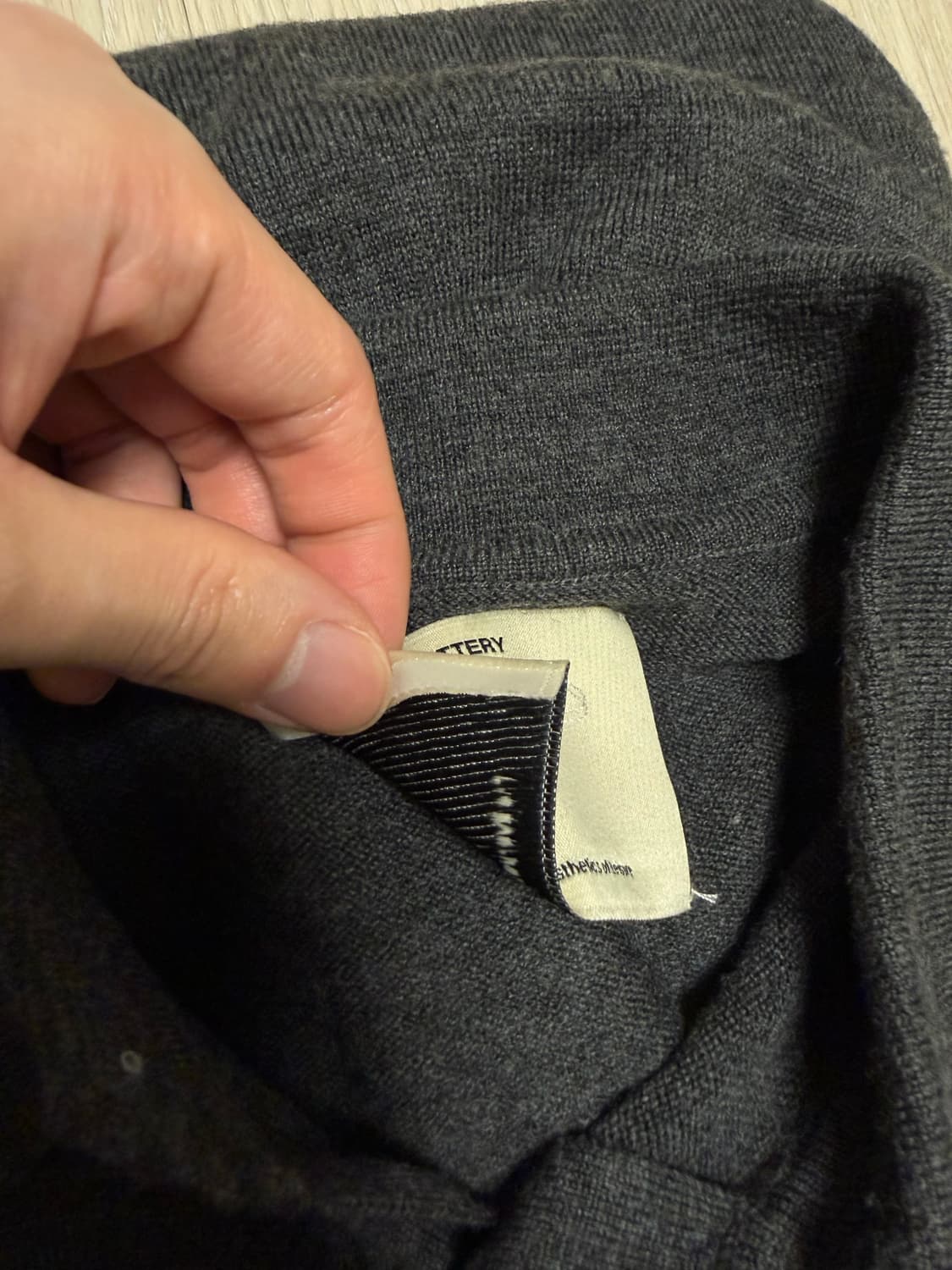 포터리 하드 트위스트 울 니트(차콜, 3) 상품이미지4