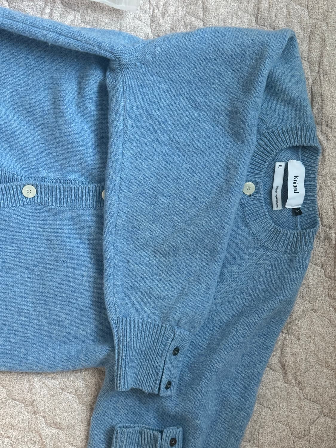 니티드 쉐기독 가디건 판매합니다 (새상품급) 상품이미지4