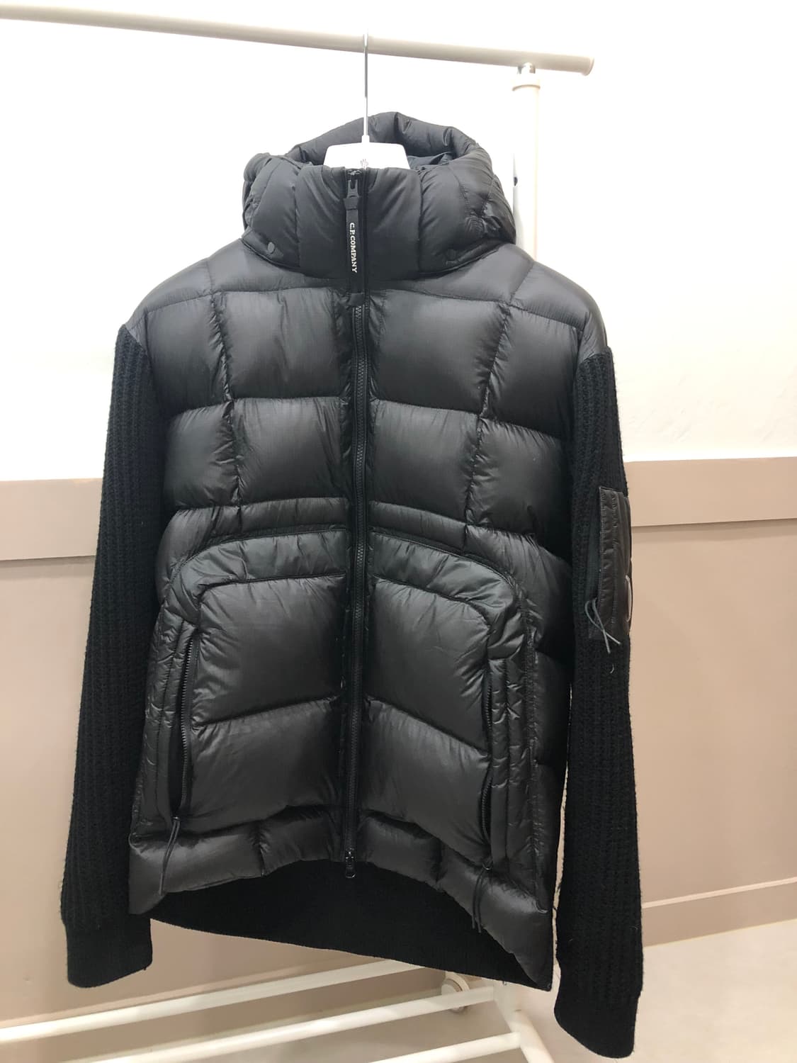 씨피컴퍼니 디디쉘 니트패딩 상품이미지1