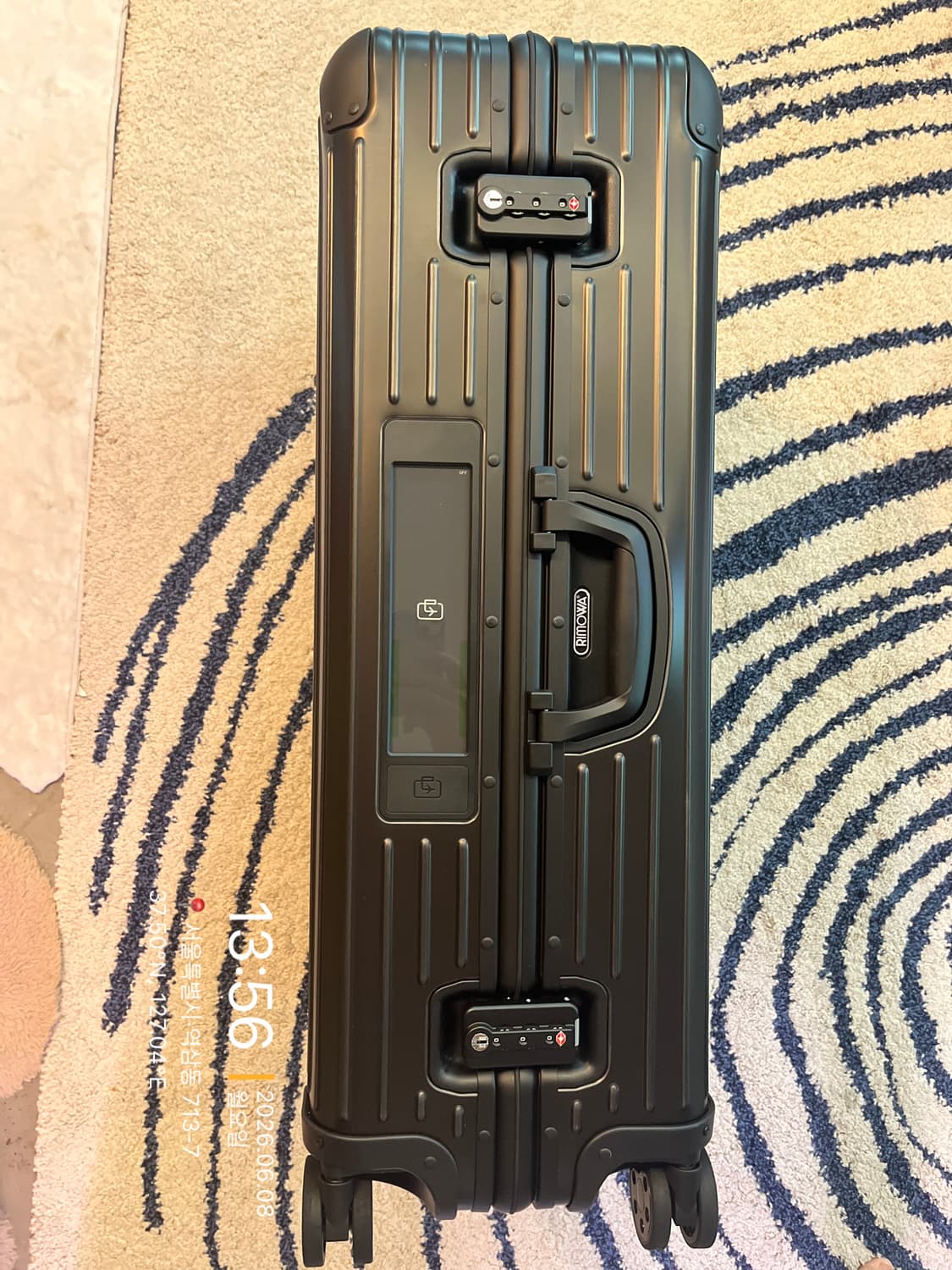 Rimowa Topas Stealth 77 e-tag 미사용 상품이미지2