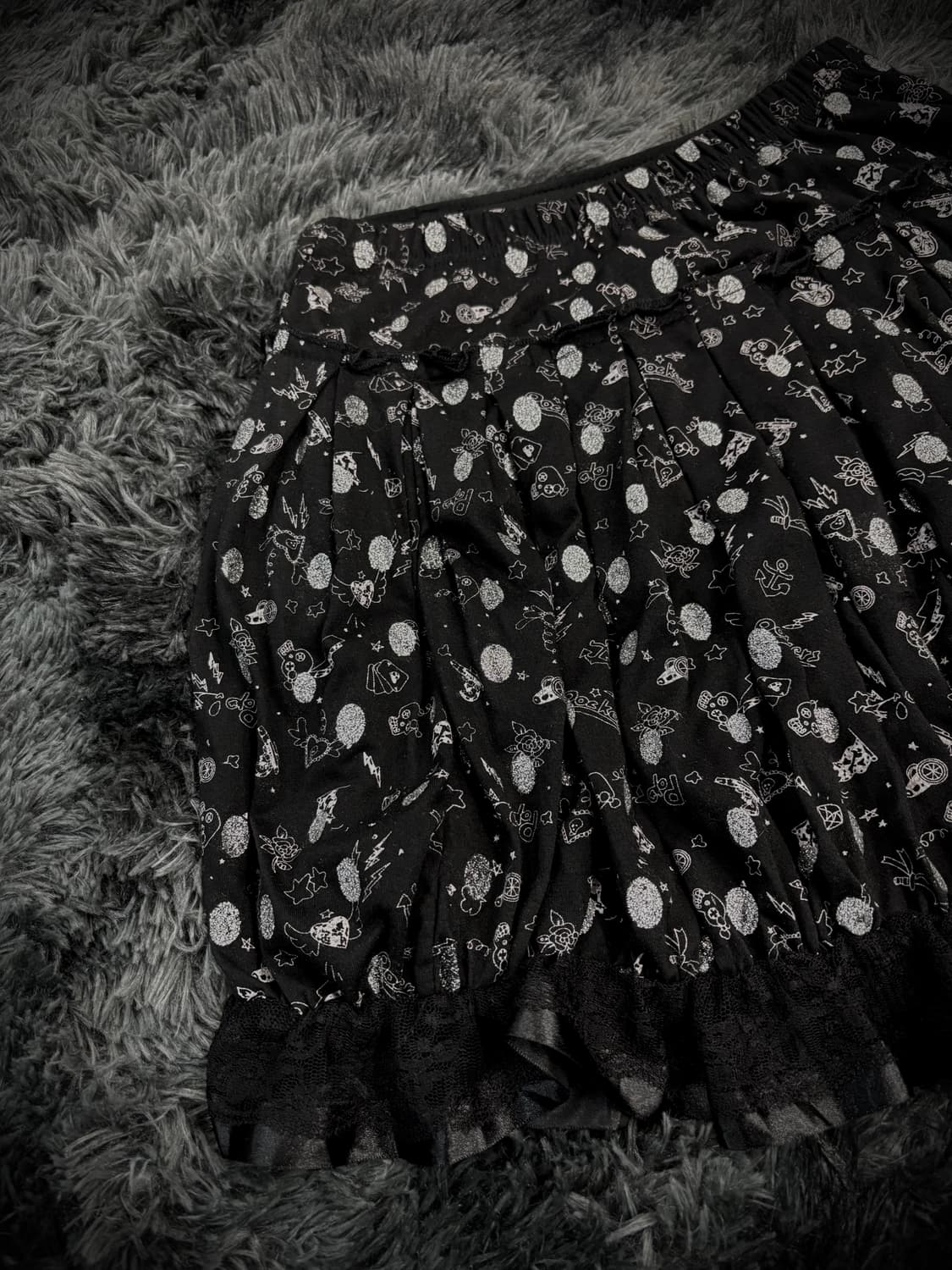 해골 패턴 밑단 레이스 캉캉 숏스커트 상품이미지5