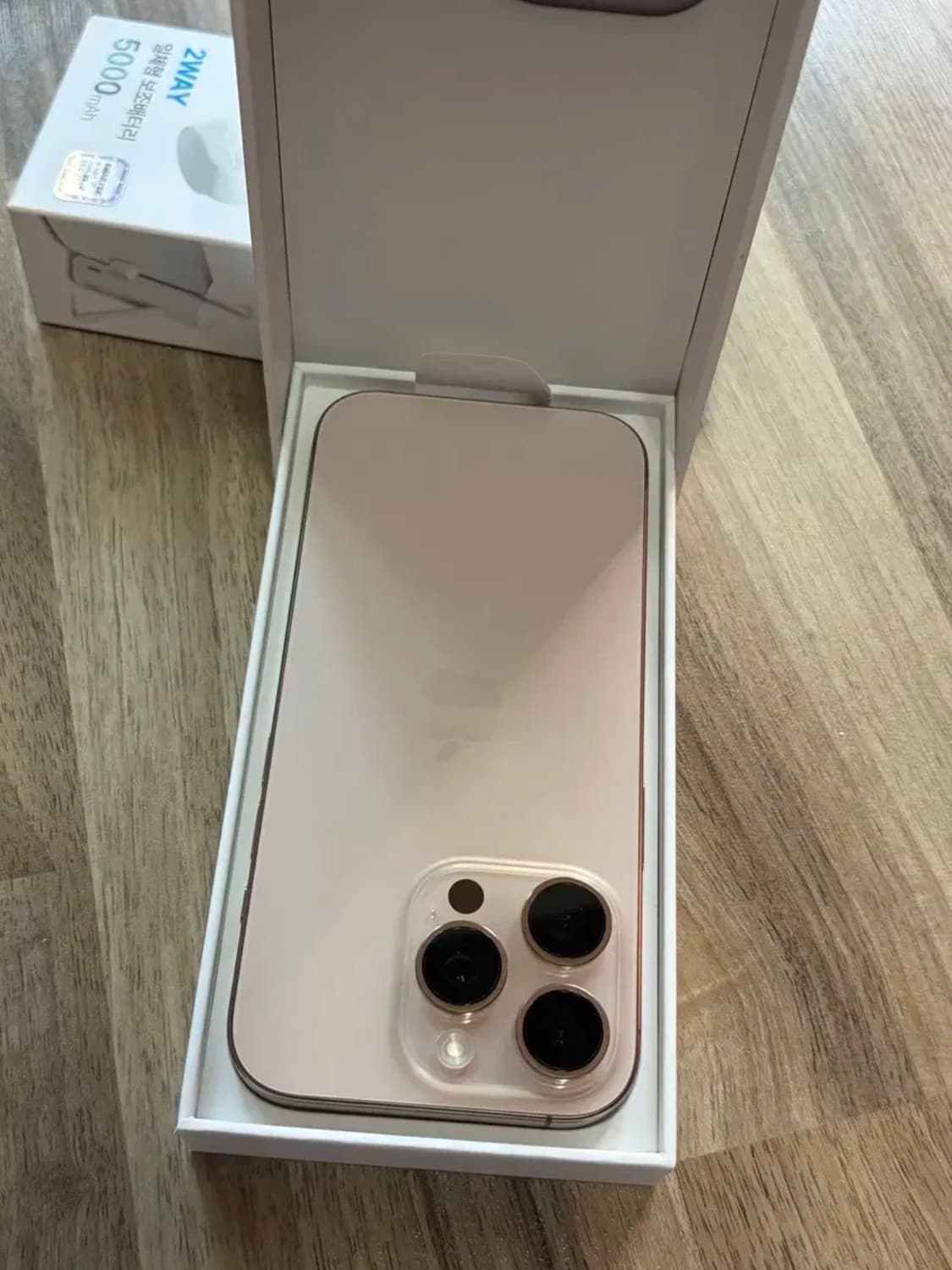 아이폰16pro 256GB 데저트티타늄 상품이미지8