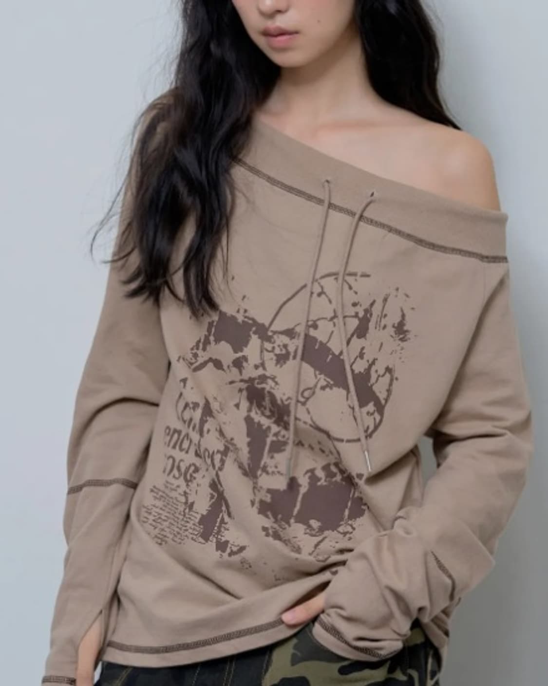 팬시클럽 펄로즈오프숄더 베이지 상품이미지6