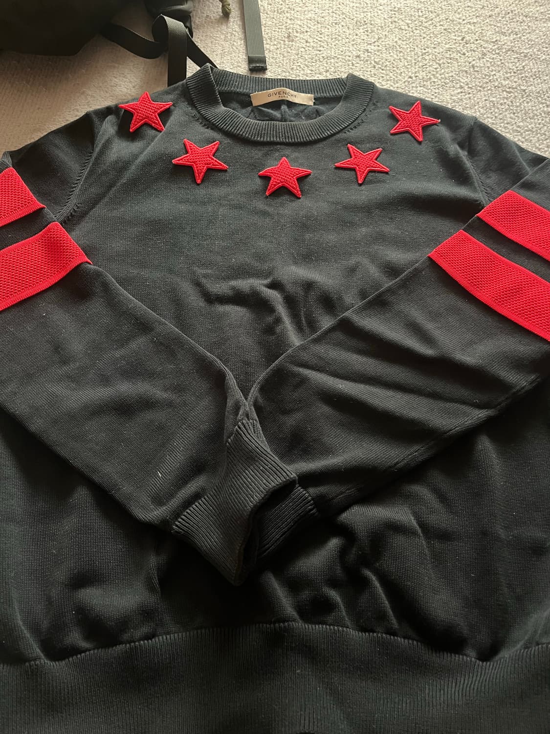 지방시 별로고 맨투맨 상품이미지1