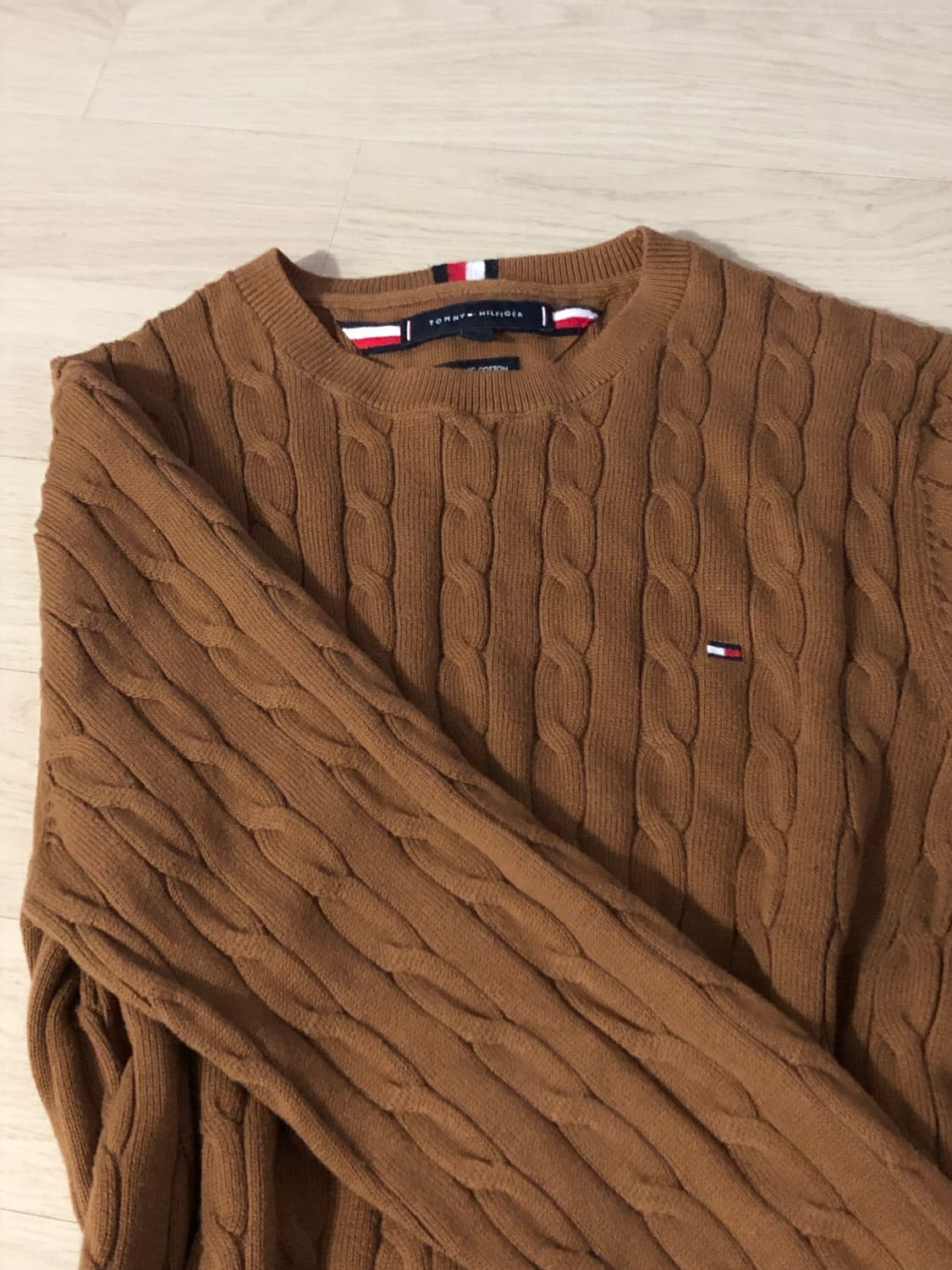 타미힐피커 케이블 니트 브라운  상품이미지2