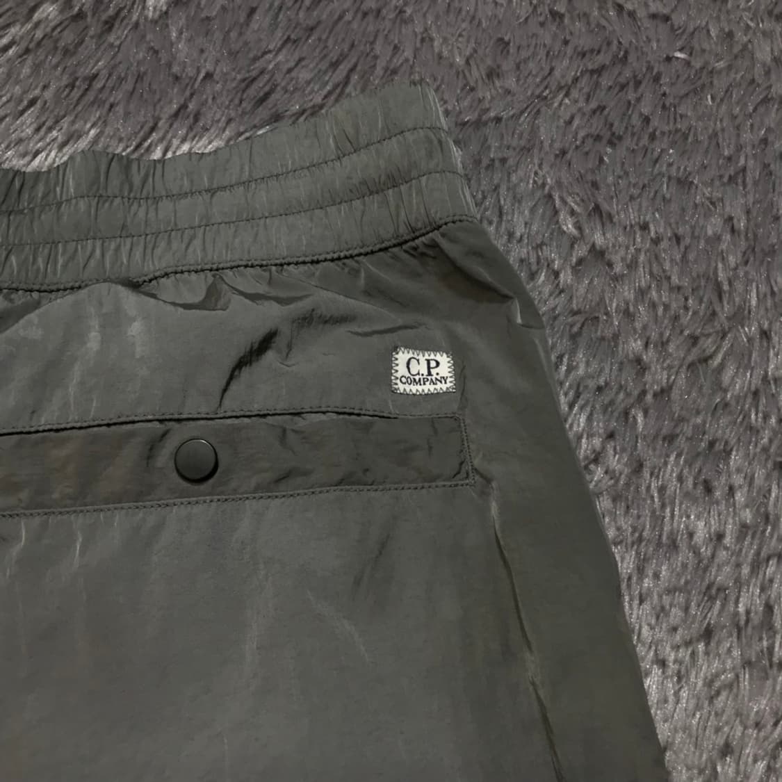 [[82, 한글택, A급] CP컴퍼니 싱글렌즈 나일론 팬츠p129 상품이미지5