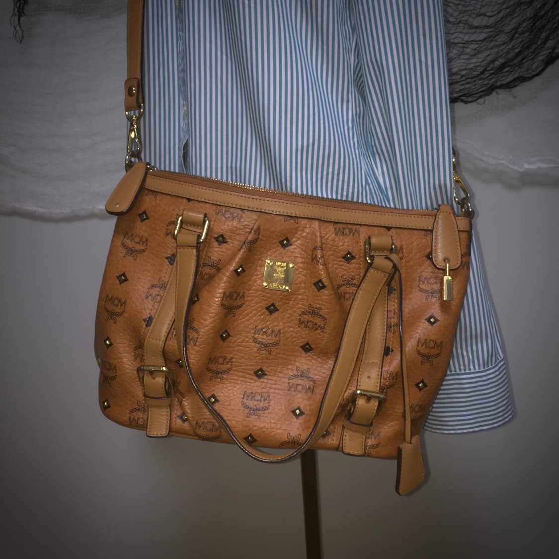 MCM stud detail vtg shoulder bag 상품이미지4