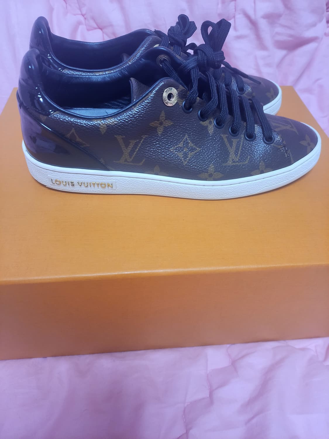 정품)급처명품세탁완료상태좋음!루이비통 프론트로우 모노그램 스니커즈 운동화 상품이미지6