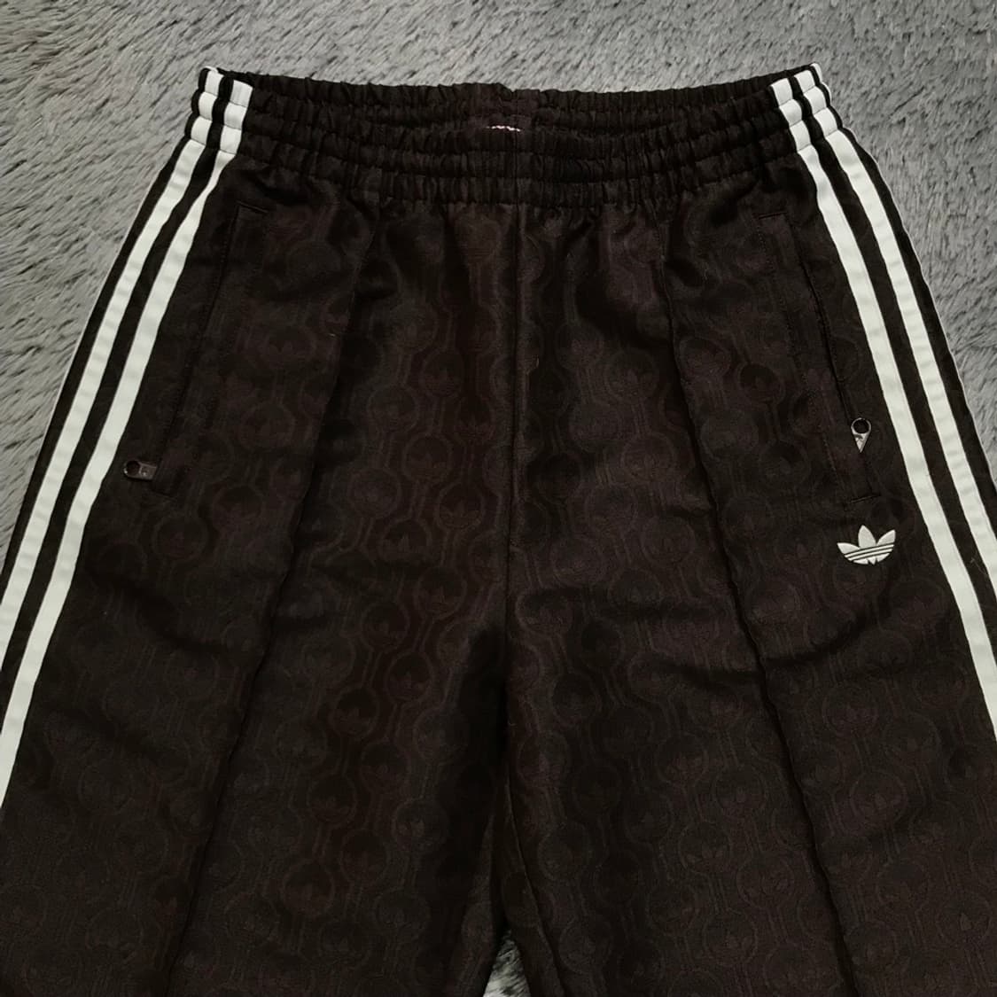 [[여성 M,24년,새상품급] 아디다스 70S 오버사이즈 트랙팬츠p118 상품이미지3