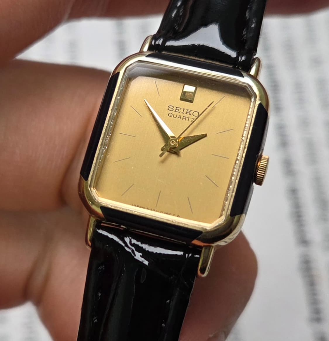레어] 빈티지 세이코 미니탱크 샴골판 칼침핸즈 슬림쿼츠 여성용  상품이미지3