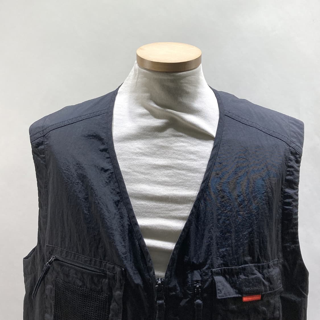 네파 2024 남성아웃도어조끼 블랙 XL 상품이미지2