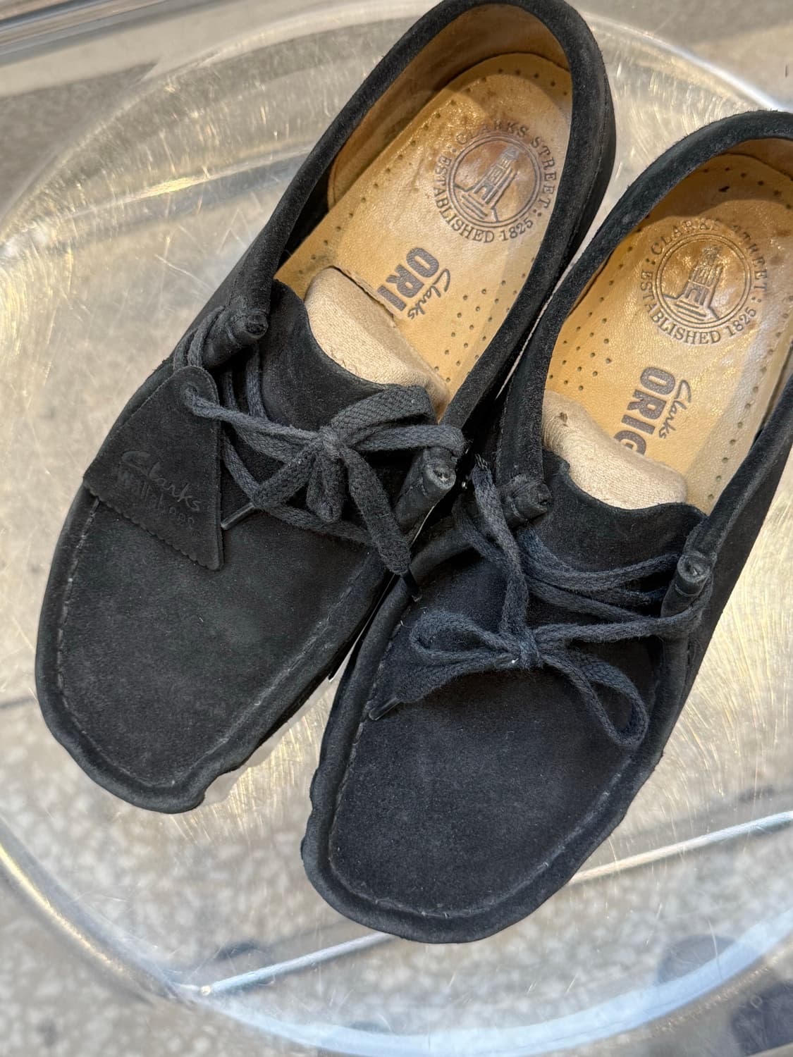 Clarks Wallaby Black Suede Shoes  상품이미지2