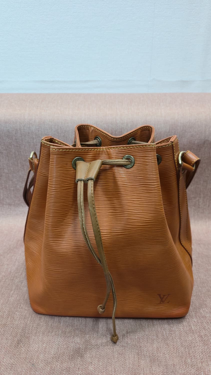 루이비통 쁘띠 노에 에피 옐로우 상품이미지1