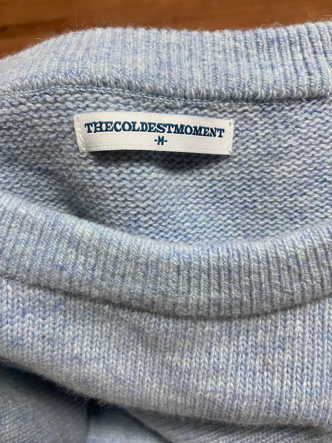[M] 더콜디스트모먼트 니트 스카이블루 상품이미지4