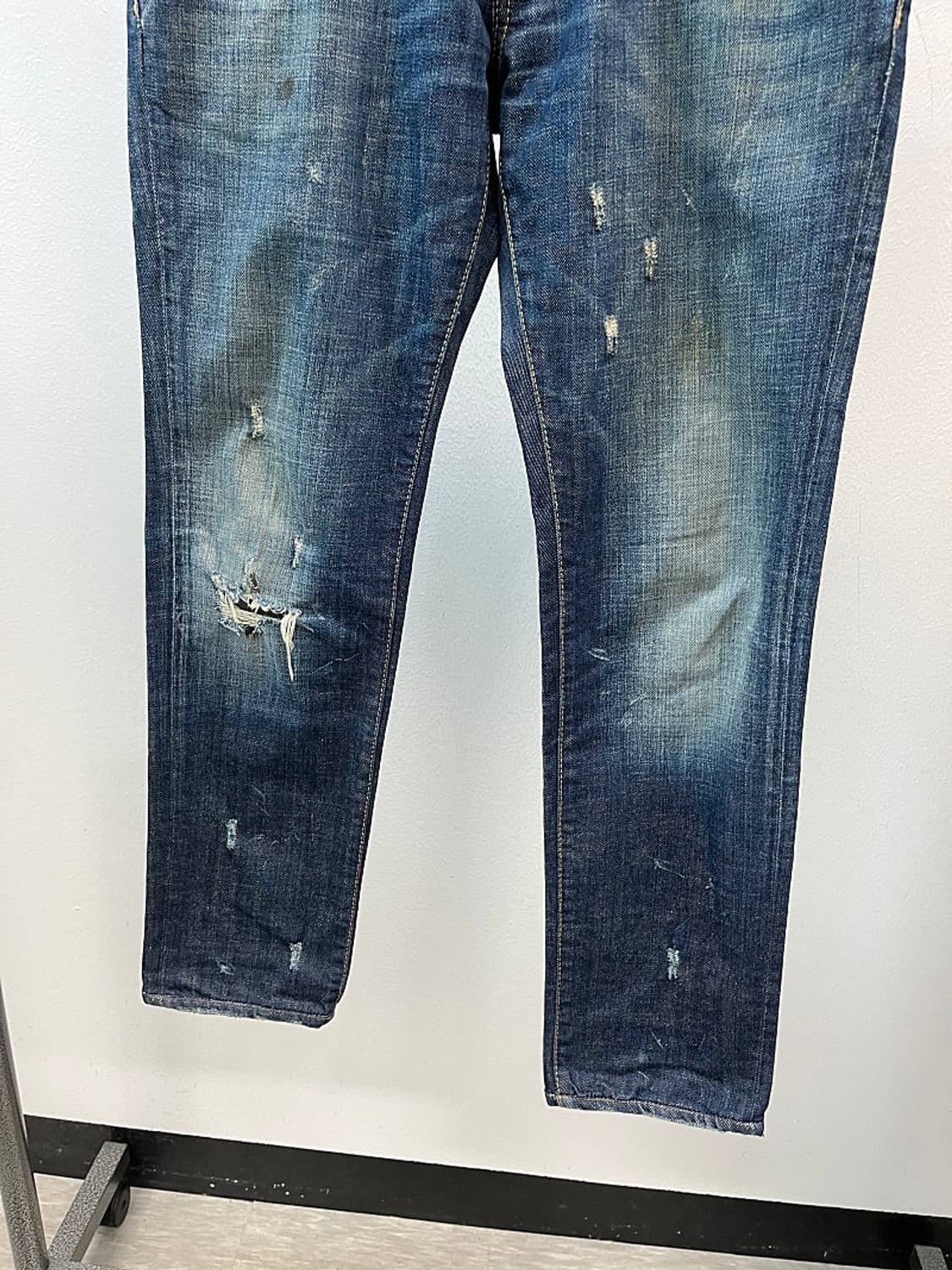 32) 디스퀘어드 지퍼 슬림진  상품이미지4