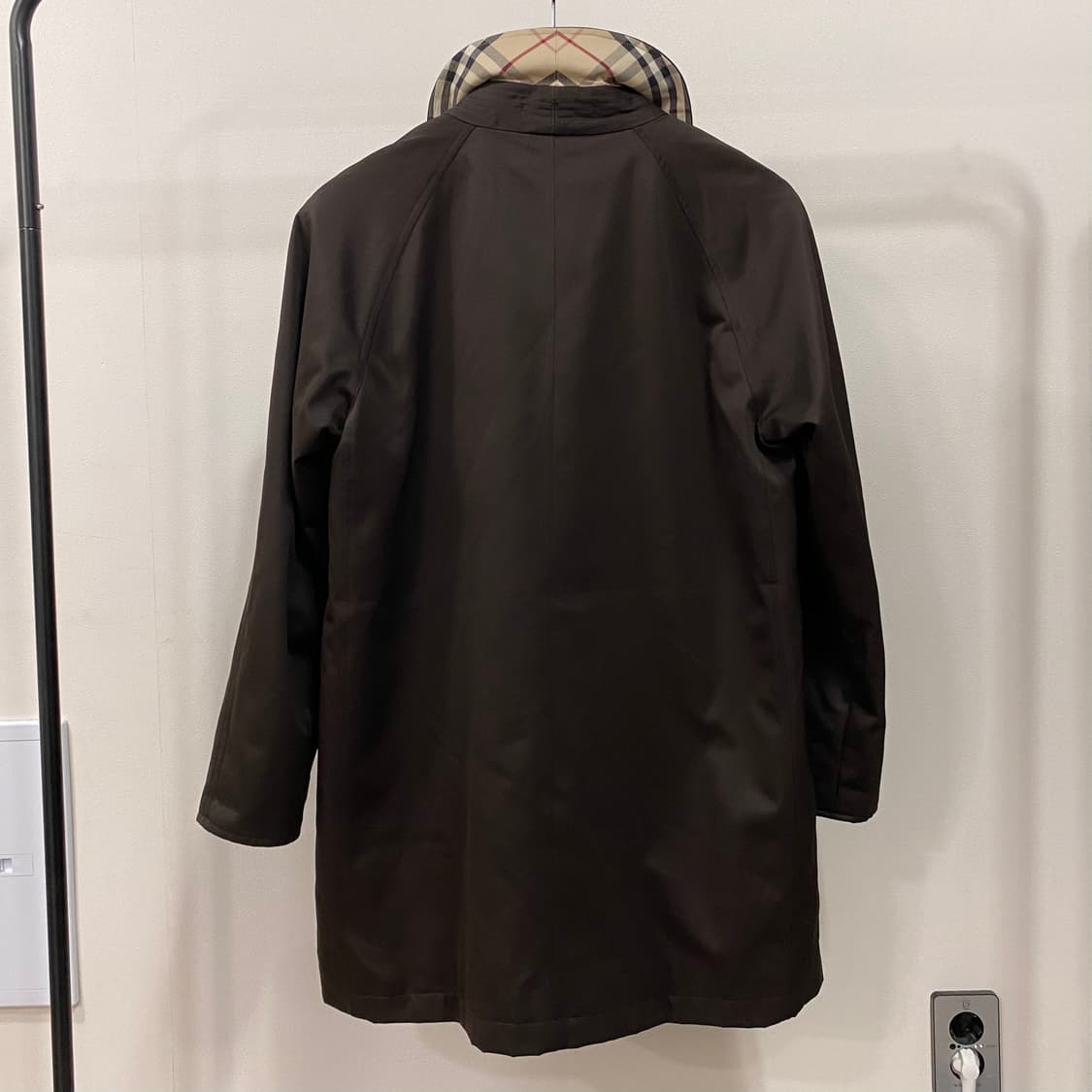 버버리 노바체크 디테일 폴리쉘 코트 매장판 상품이미지2
