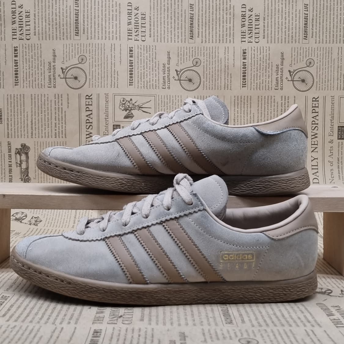 아디다스 슈타트 스웨이드 스니커즈270 상품이미지1