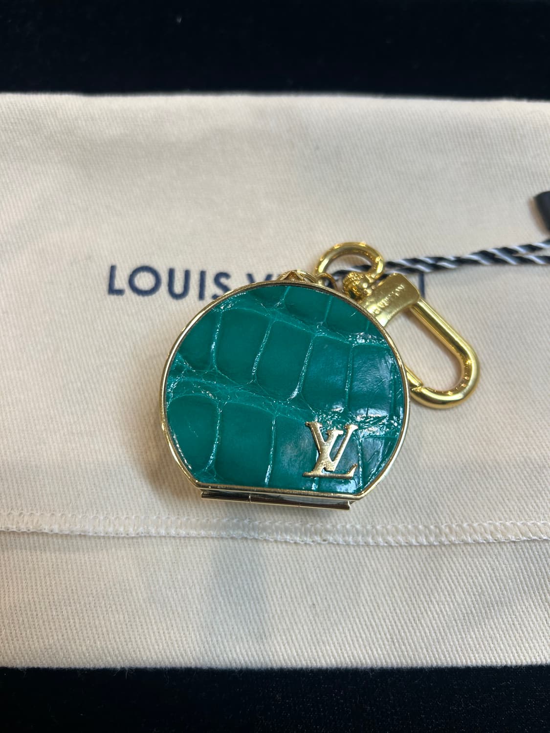 [정품/중고] 루이비통 미니거울 키링 / 백참 상품이미지1