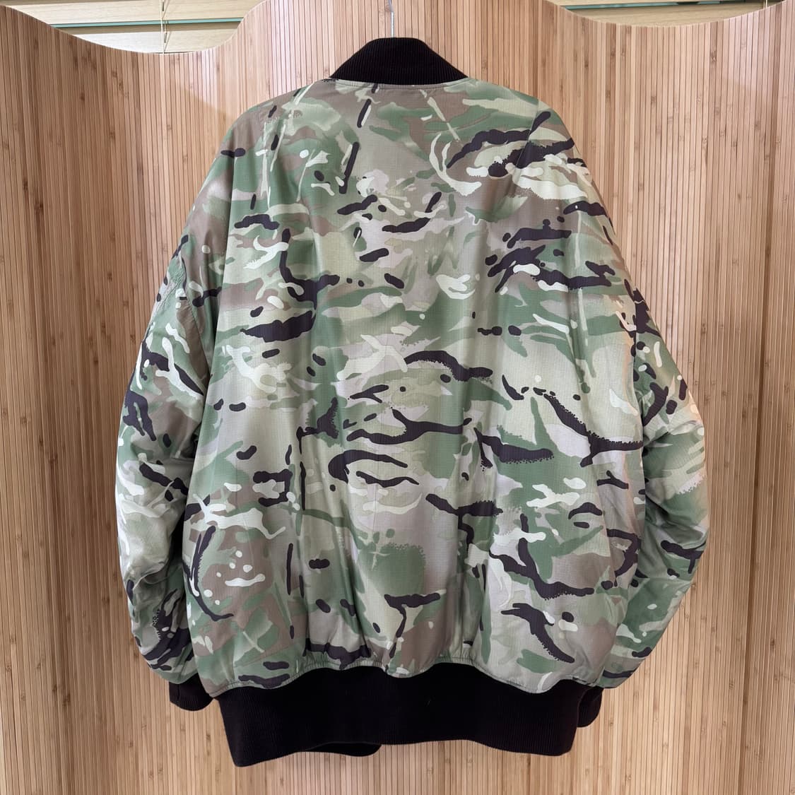 1017 ALYX 9SM 오버사이즈 카모 나일론 봄버 자켓 상품이미지6