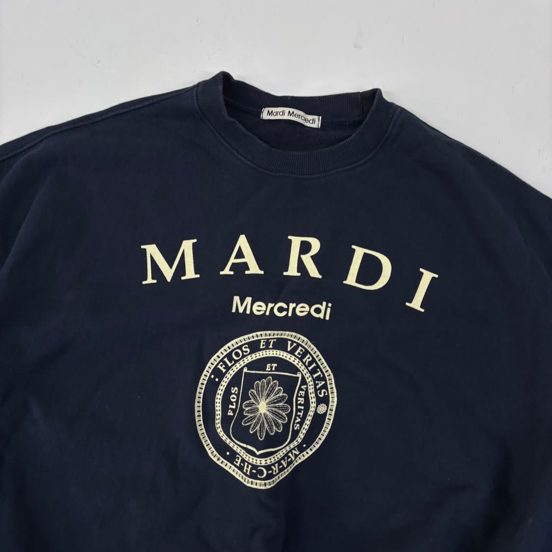 마르디 메크르디 맨투맨 상품이미지5