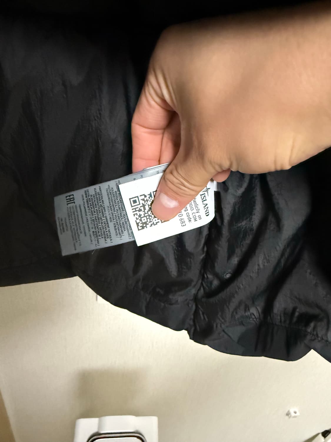 스톤아일랜드 20fw 크랭클립스 후드패딩 상품이미지6