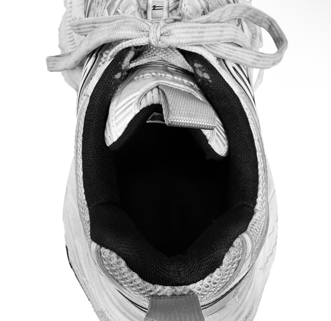 [43] 발렌시아가 남성 10XL 스니커즈 화이트 그레이 실버 블랙 상품이미지8