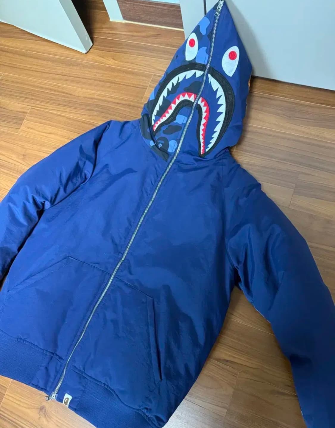 베이프 샤크패딩 m 청계 상품이미지1