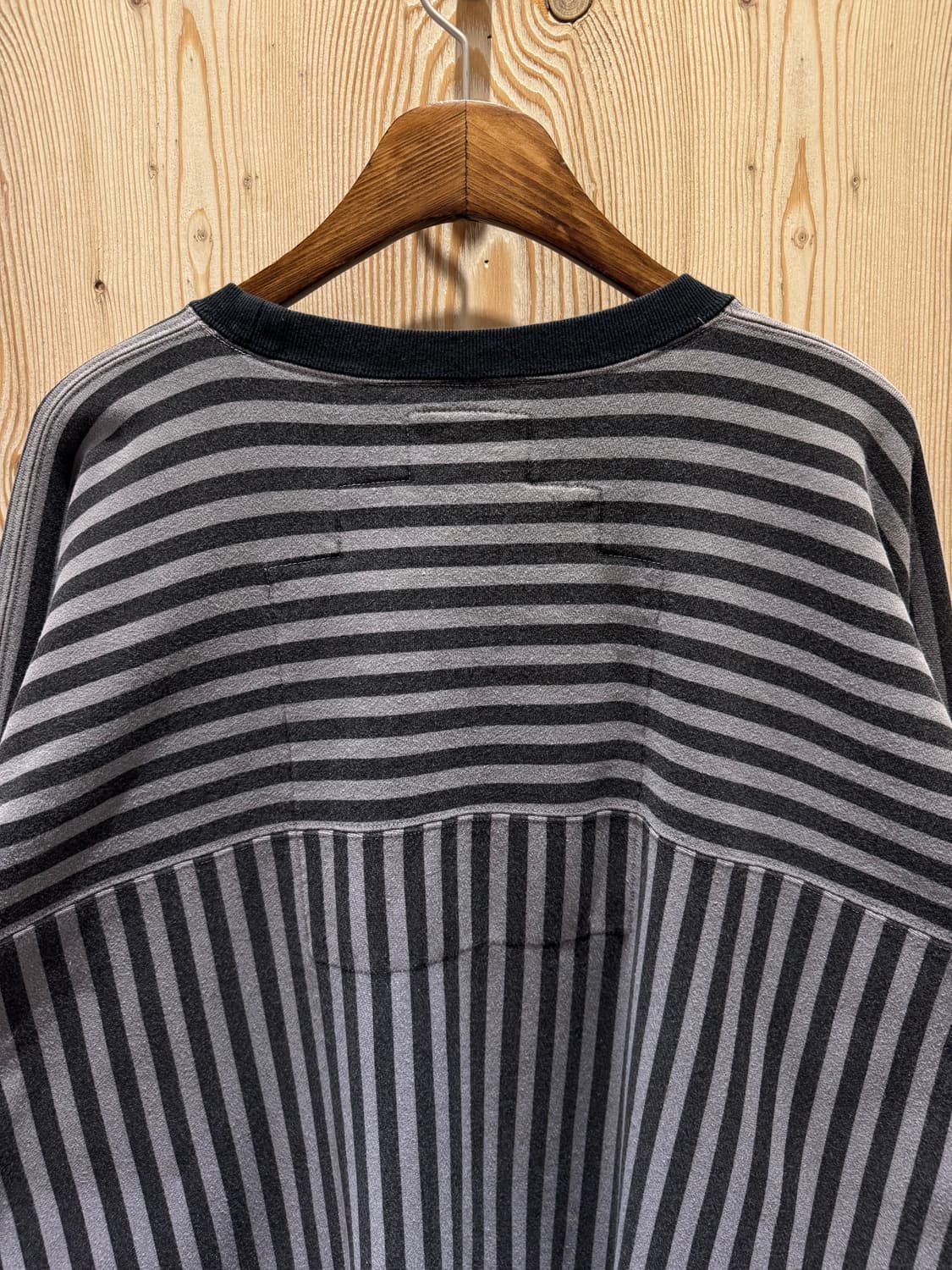 카브엠트 스트라이프 맨투맨 상품이미지4