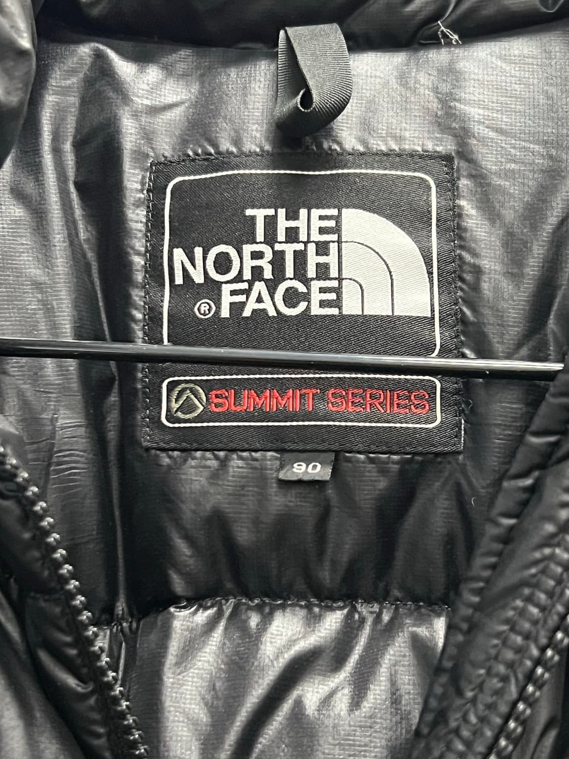 (90) 노스페이스 아콘카구아 써밋 시리즈 구스다운 패딩 자켓 블랙 상품이미지4