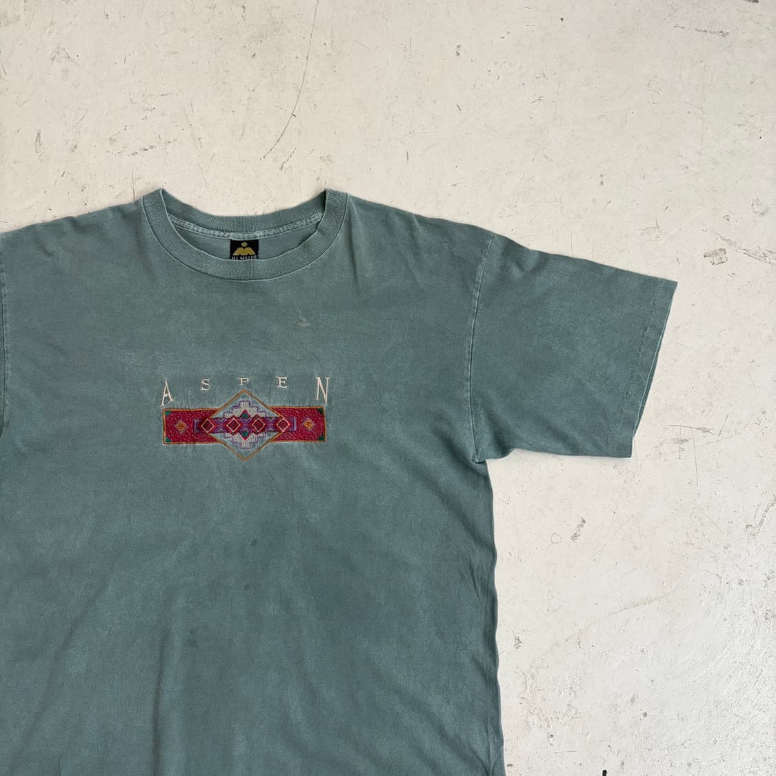 90s USA ASPEN 빈티지 인디언 자수 반팔티 L 상품이미지2
