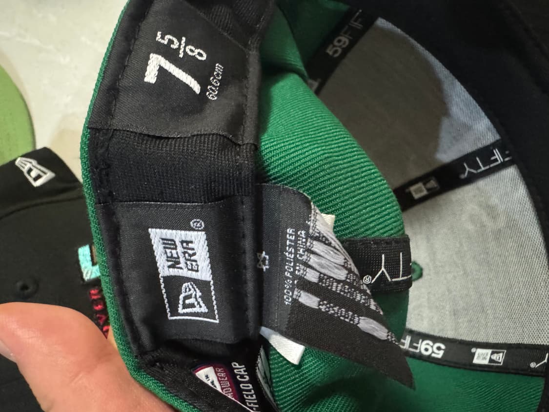 뉴에라 오클랜드 애슬레틱스 캡 5/8 미시착 처분  상품이미지3