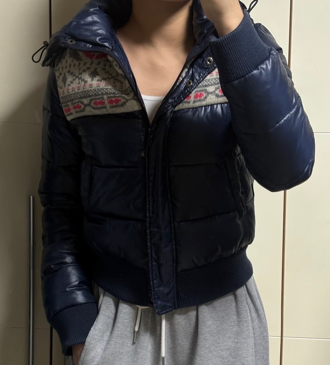 타미 유광 네이비 패딩 상품이미지1