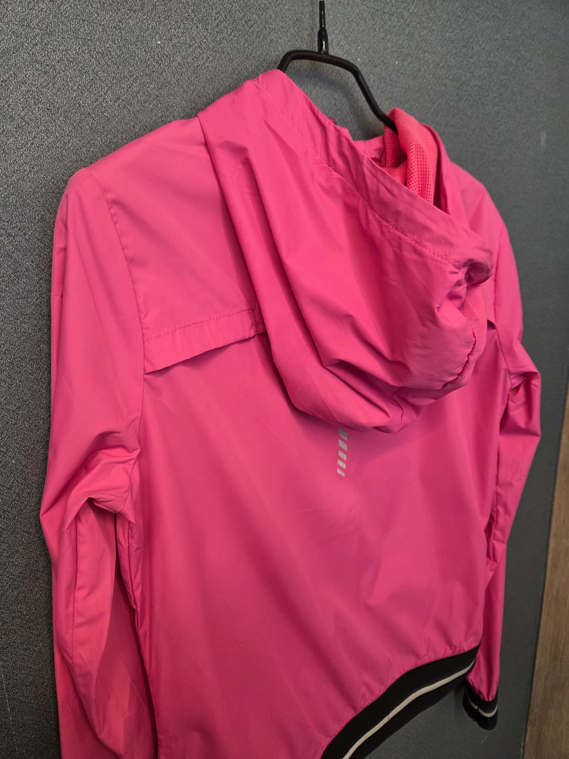 언더아머 바람막이집업 상품이미지6