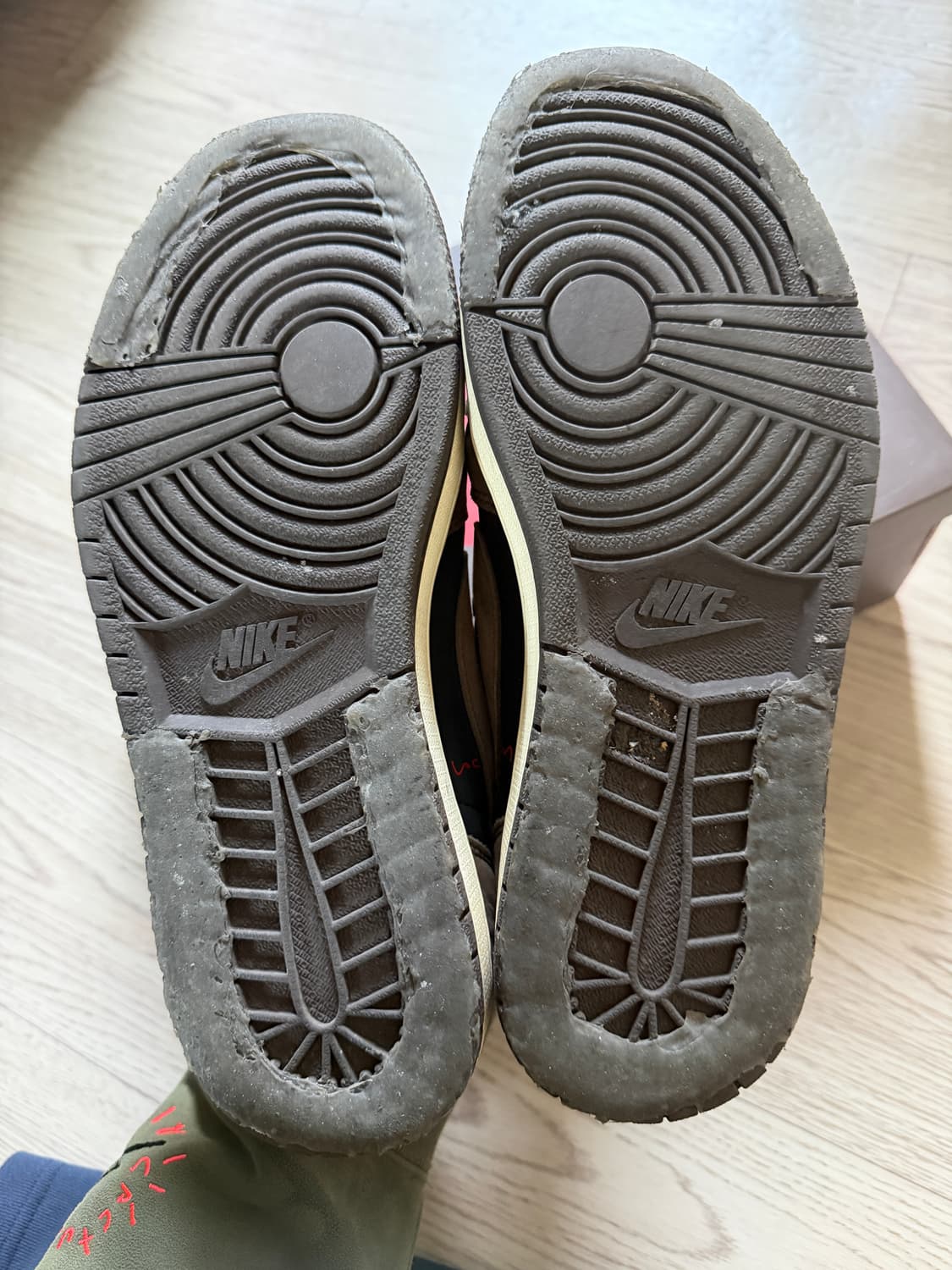 [280] 조던 1 x 스캇 레트로 모카 로우 상품이미지2