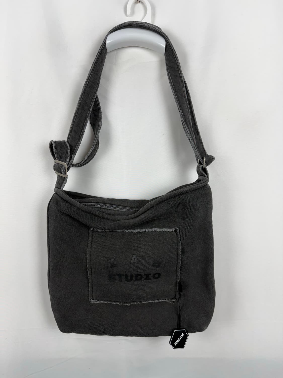 아이앱스튜디오 피그먼트 미니백 미사용 상품이미지2