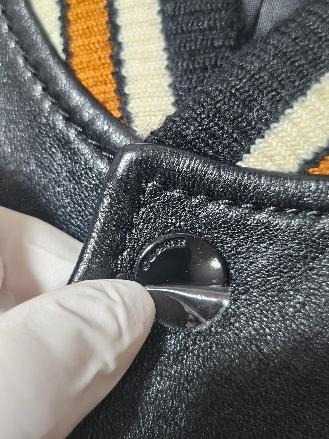 코치 레더 바시티 자켓 상품이미지4