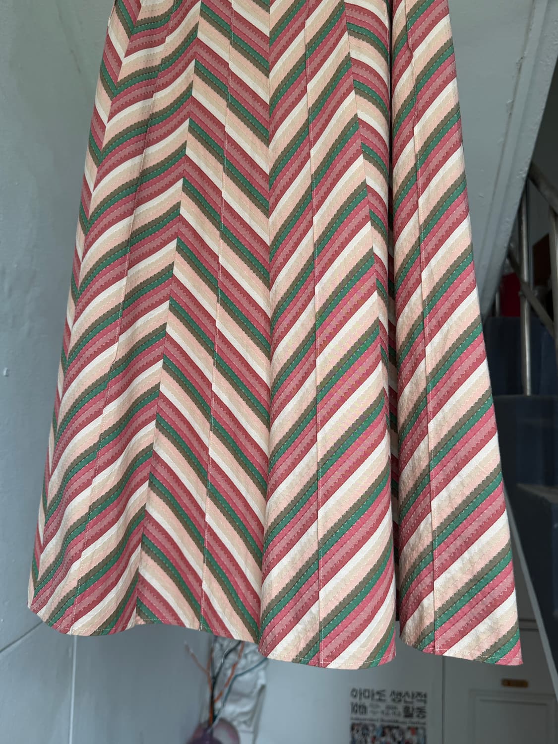 레이온 100% 플레어 a라인 미디 스커트 상품이미지3