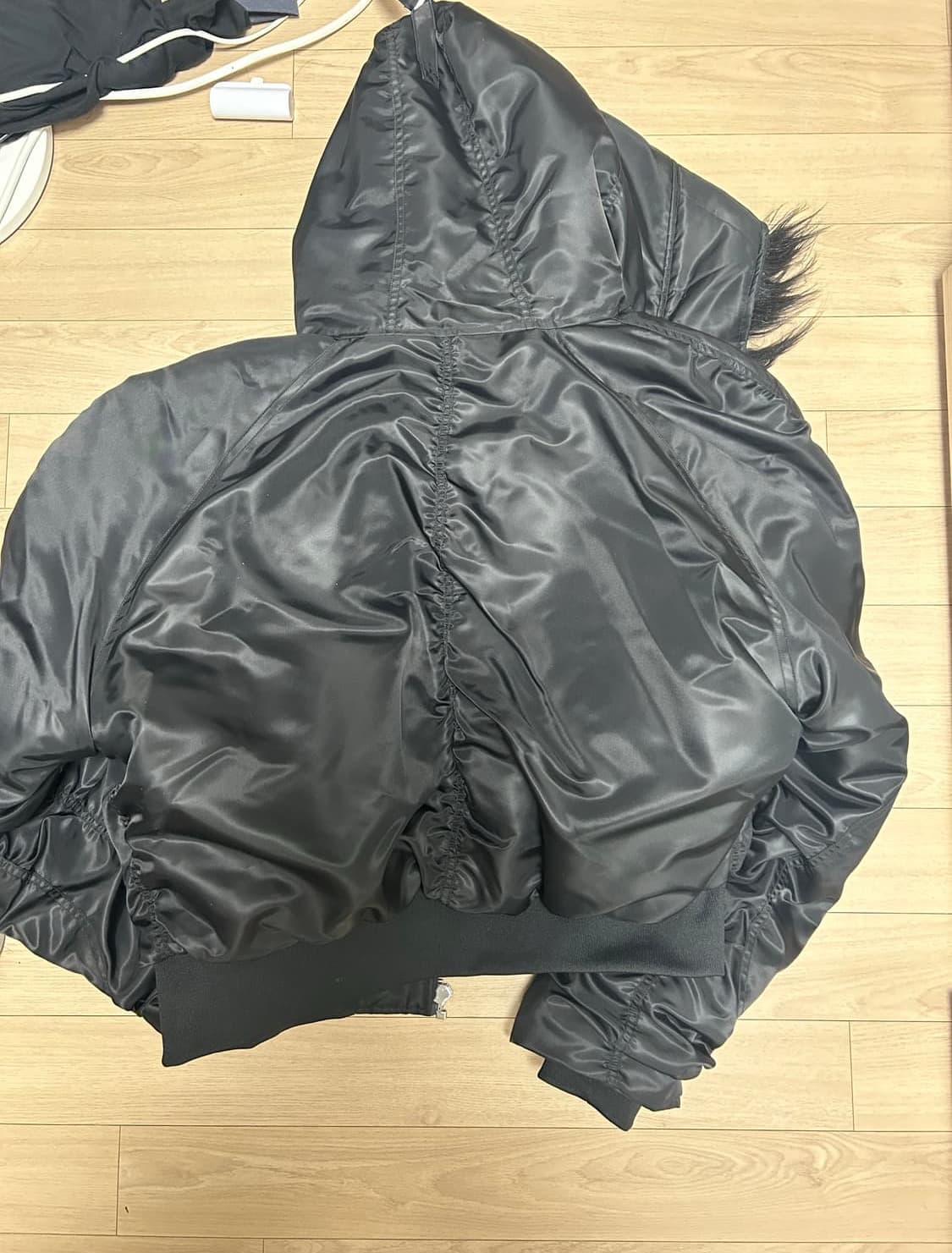 Sundayoffclub 퍼 후디드 봄버 자켓 2 희귀매물 상품이미지3