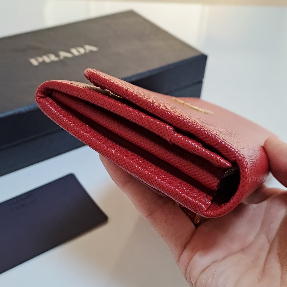 [100%/정품] 프라다 사피아노 레더 지갑 빨간색, 프라다장지갑 상품이미지9
