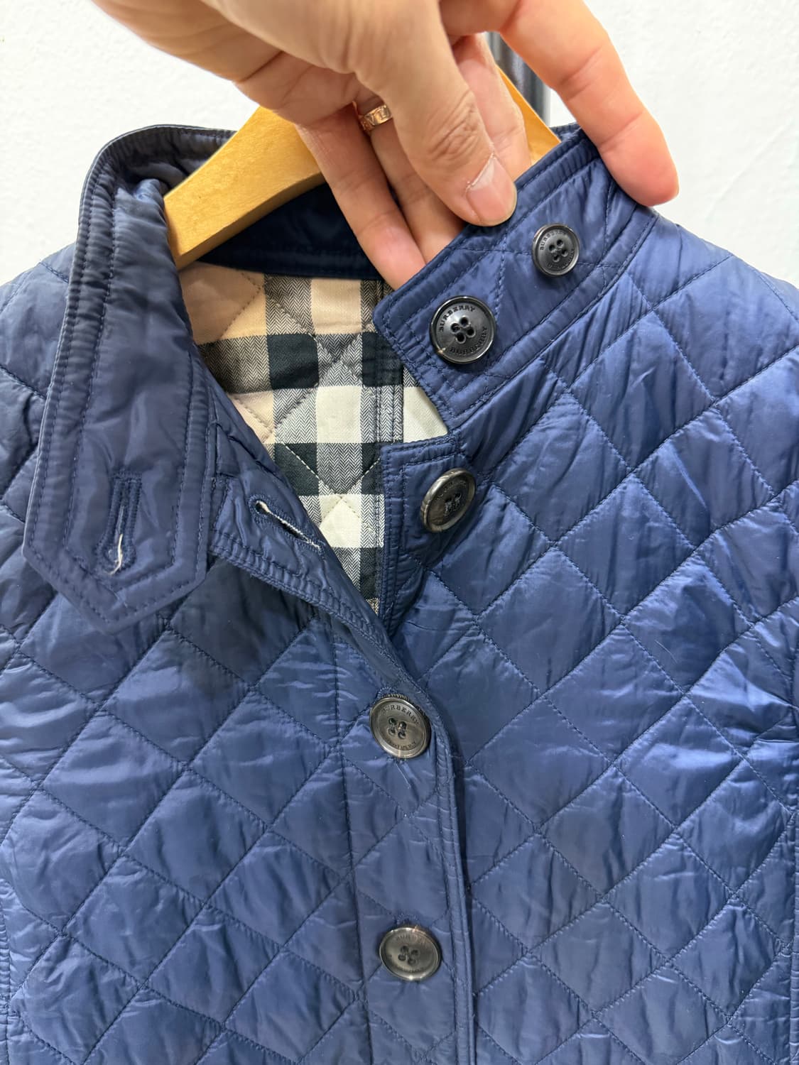 정품) 버버리 키즈 퀼팅 자켓 10Y 상품이미지3