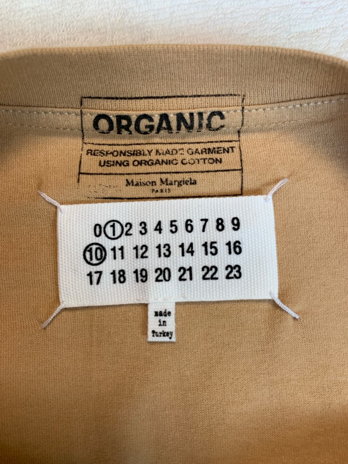 메종 마르지엘라 22FW 반팔 티셔츠 카멜 XL 상품이미지5