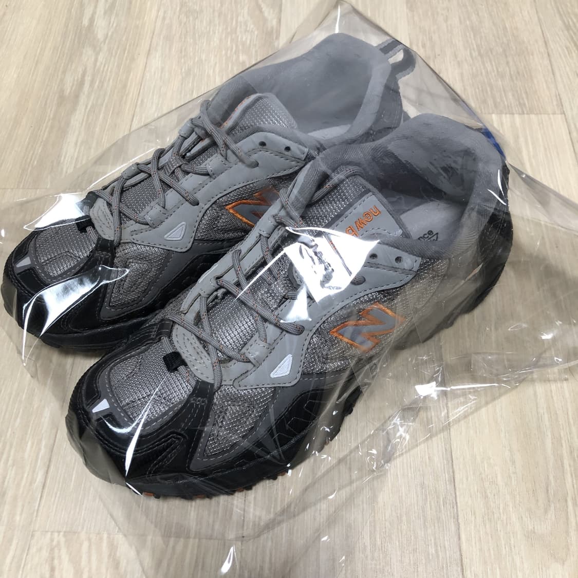 (255) 뉴발란스 ML703 그레이블랙 어글리 스니커즈 트래킹화 그레이 상품이미지10