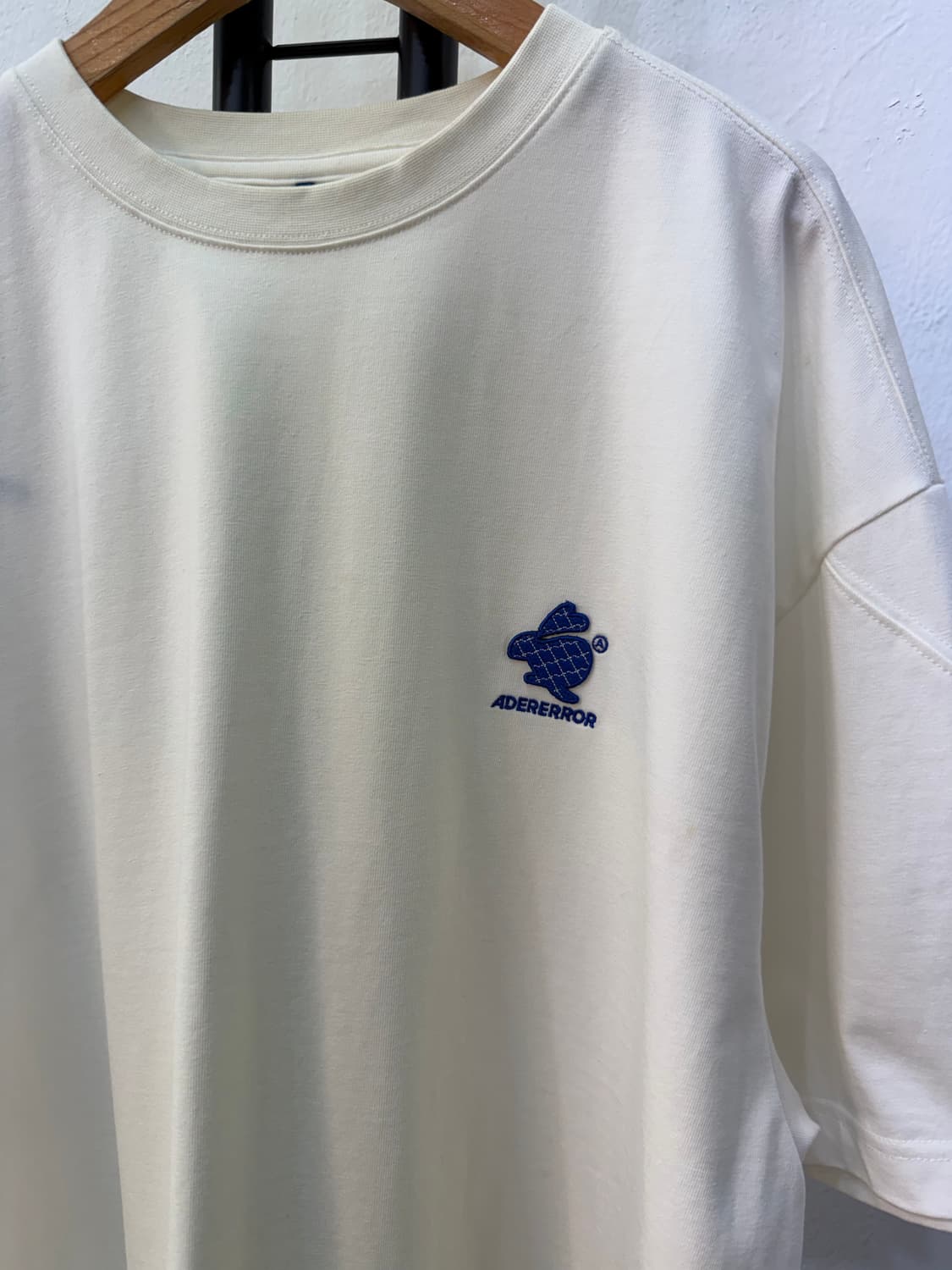 정품) 아더에러 오버핏 반팔 티셔츠 화이트 A3 상품이미지3