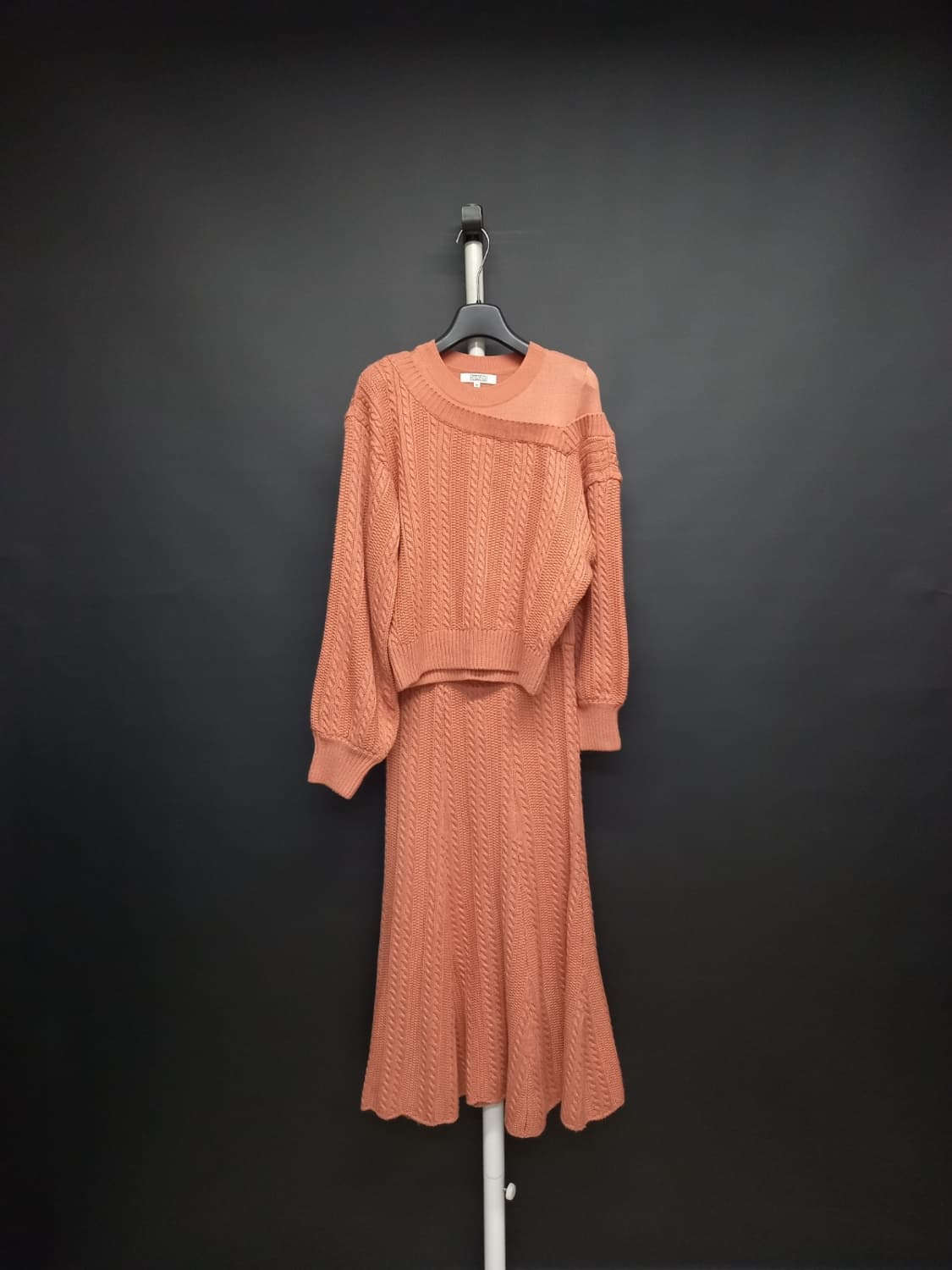 에고이스트 춘추동 니트 스커트 셋업 55.66 상품이미지3