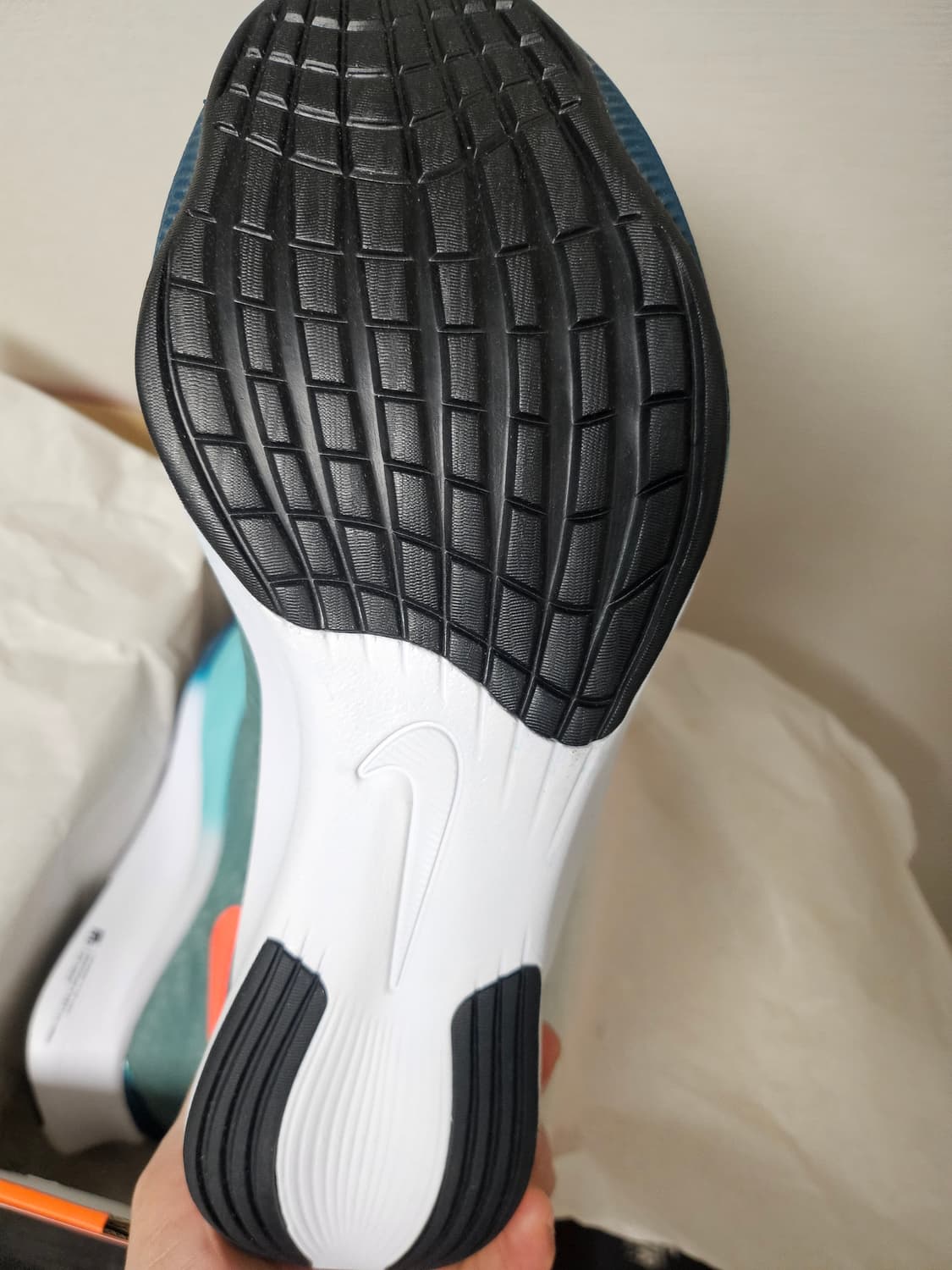 나이키 줌 플라이 3 프리미엄 런닝화 280mm 상품이미지5