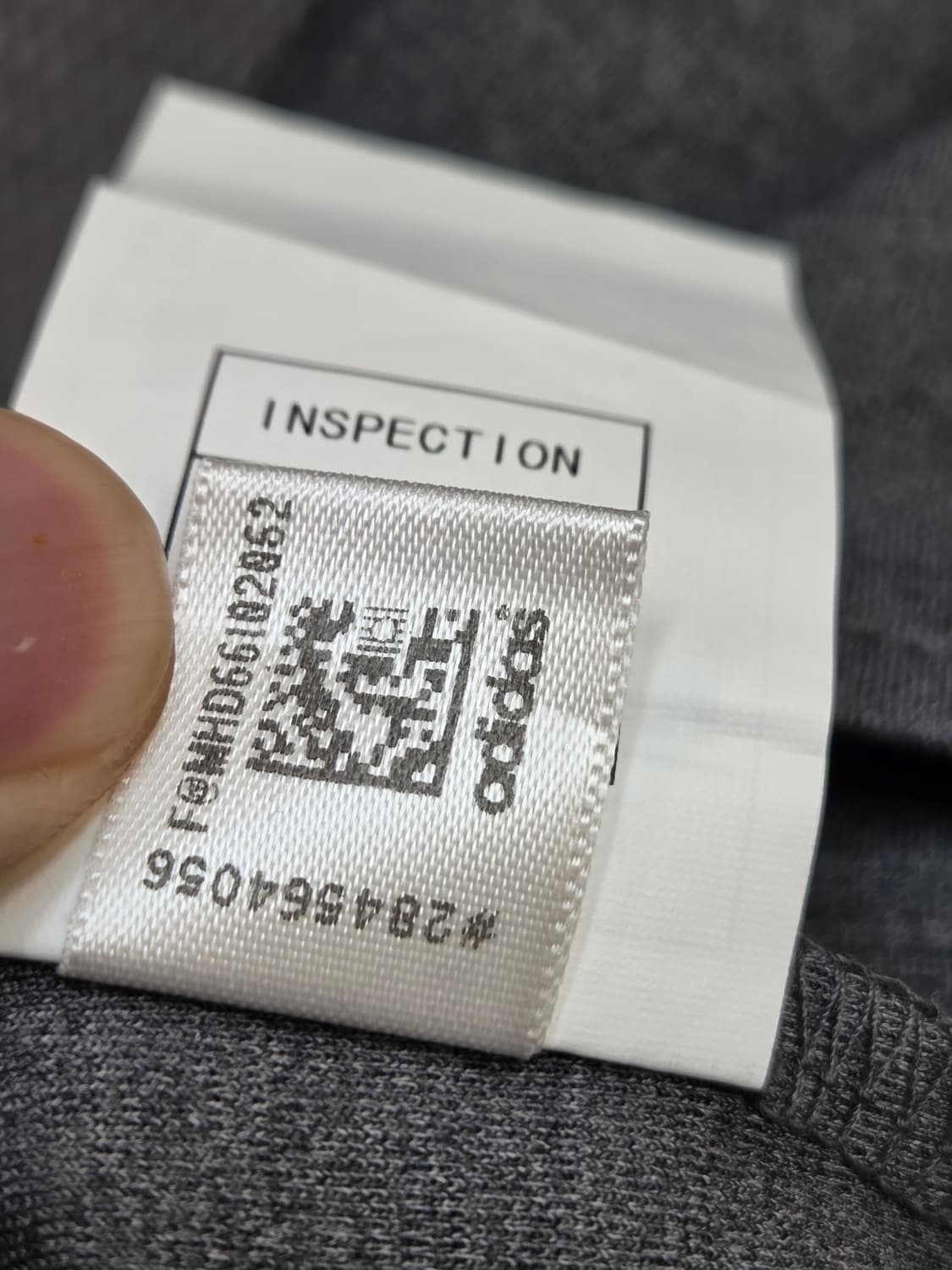 아디다스 남성 자켓 L사이즈입니다
- 색상은 회색입니다
- 소재는 폴리에 상품이미지6