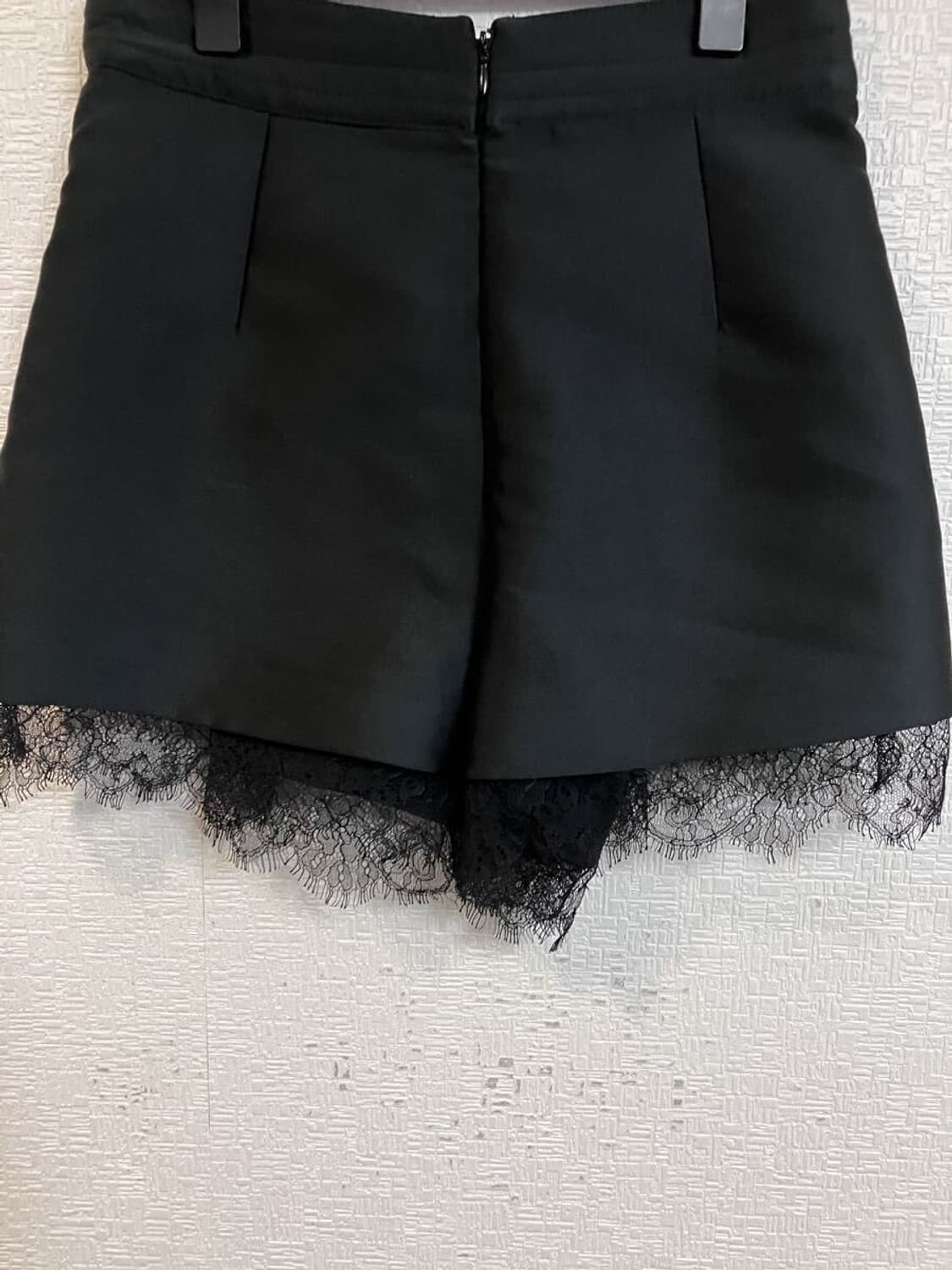 엠포리오 아르마니 레이스 쇼츠 상품이미지3